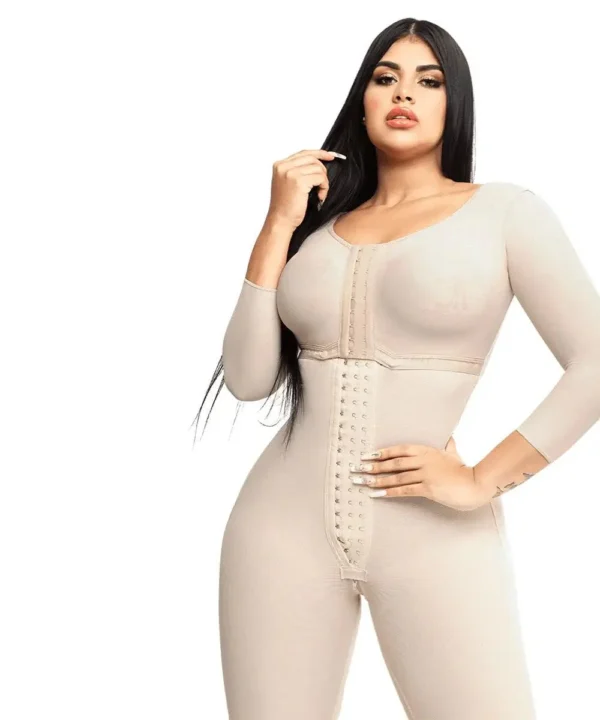 Faja postquirúrgica completa: reloj de arena - Moldeado total y compresión